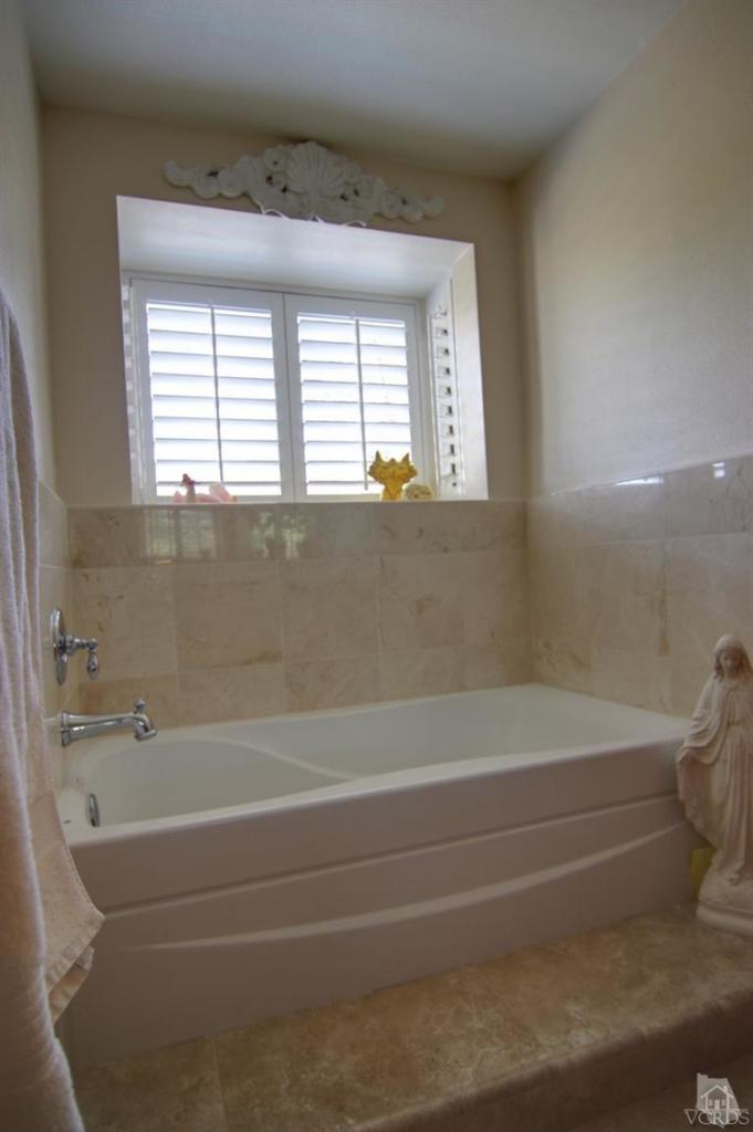 1961 McCrea Road Thousand Oaks, CA 91362 - Photo 11 of 11 Additional Photo
