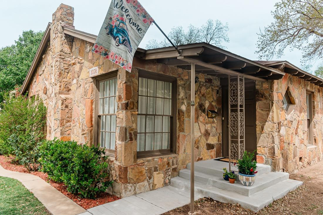 3008 23rd Street Lubbock, TX 79410 - Photo 3 of 47 Photo 3