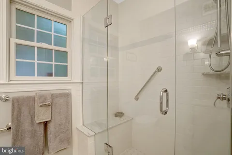$1,950,000 | 117 West George Mason Road, Falls Church, VA 22046