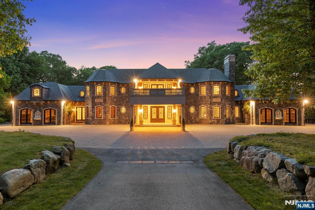 105 Chestnut Ridge Road Saddle River, NJ 07458 - Photo 20 of 29