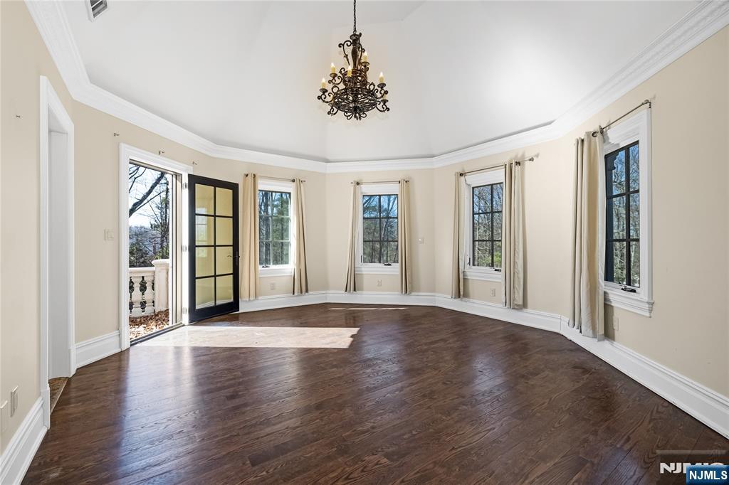 105 Chestnut Ridge Road Saddle River, NJ 07458 - Photo 25 of 29