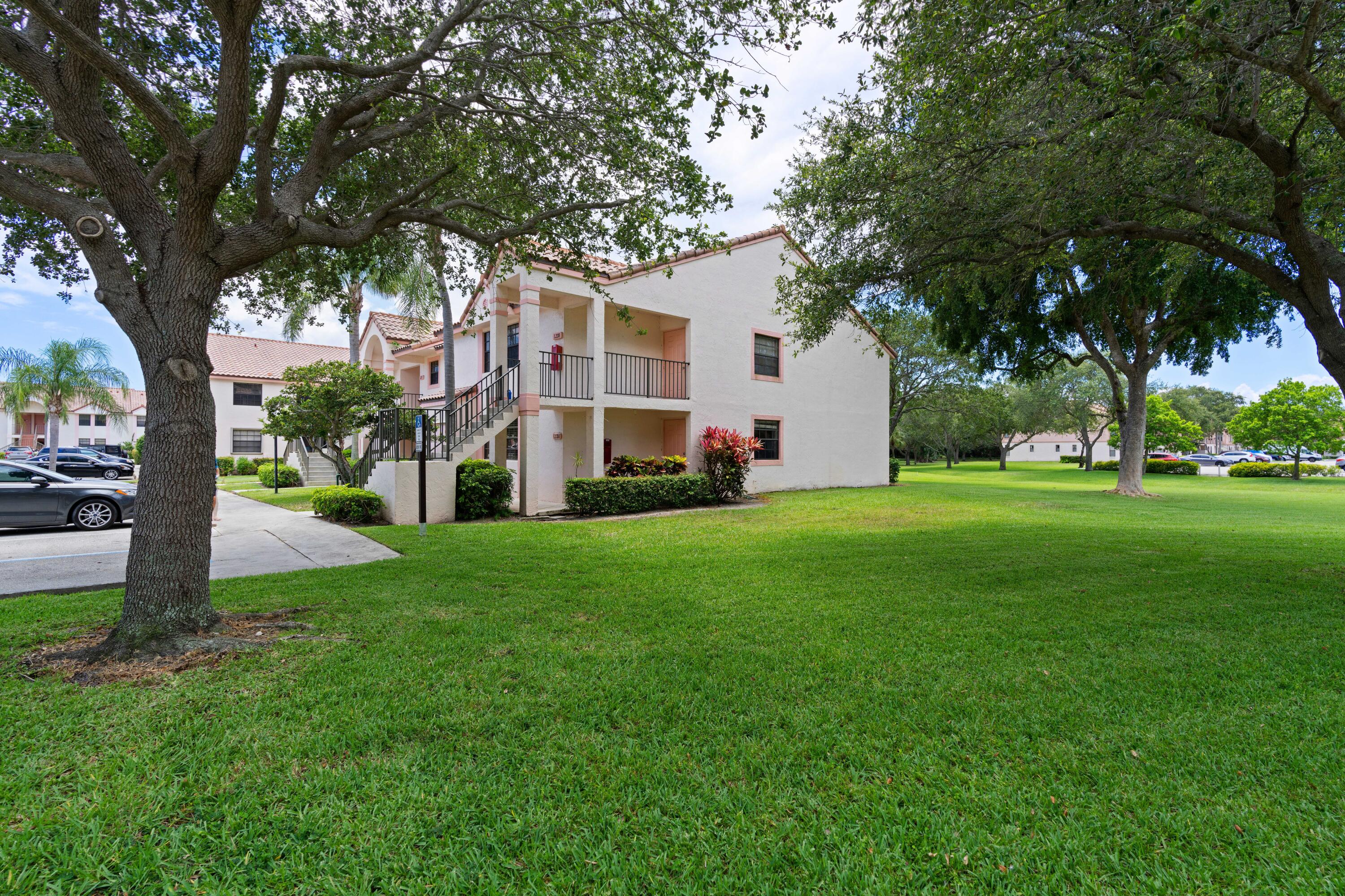 3191 Leewood Terrace, Unit 238 Boca Raton, FL 33431 - Photo 13 of 27 Gardenview