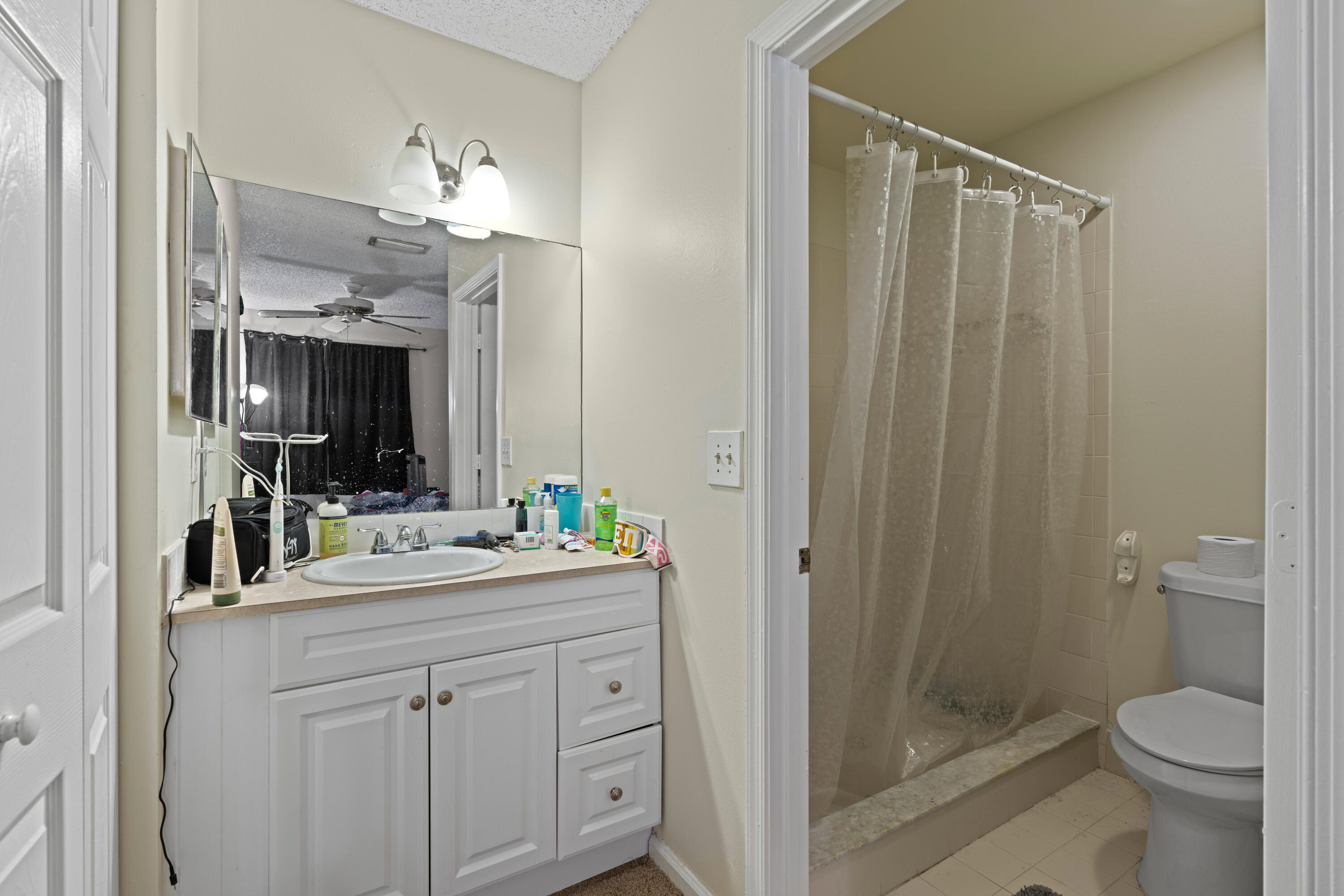 3191 Leewood Terrace, Unit 238 Boca Raton, FL 33431 - Photo 9 of 27 Bathroom 2