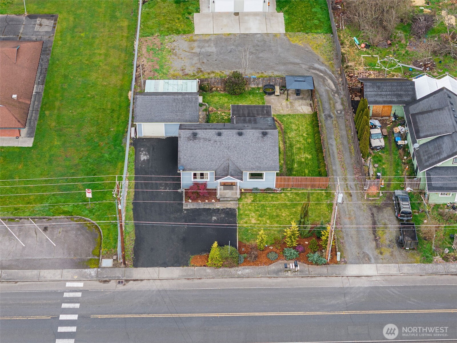 2046 Southwest Salsbury Avenue Chehalis, WA 98532 - Photo 4 of 36 an aerial view of a houses with street