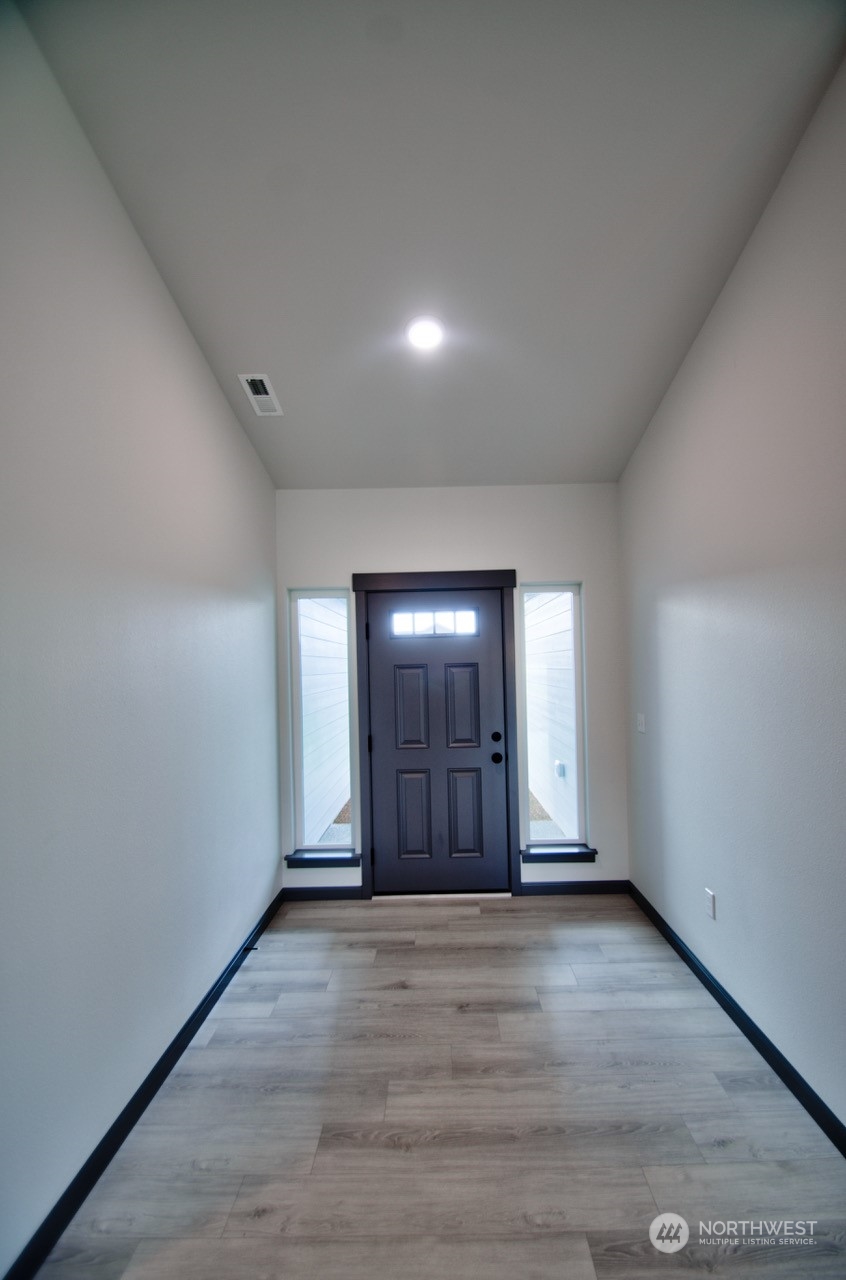 9232 179th Trail Southwest Rochester, WA 98579 - Photo 11 of 30