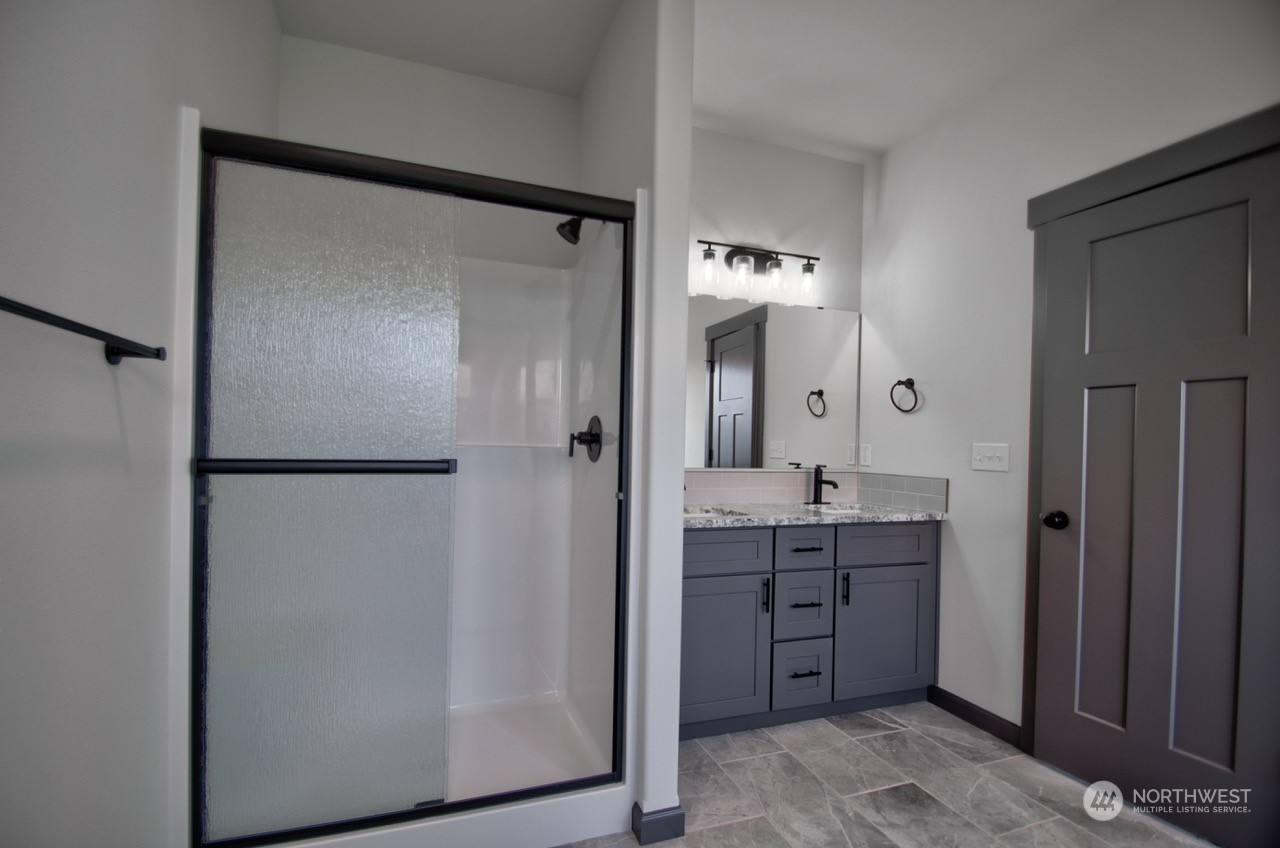9232 179th Trail Southwest Rochester, WA 98579 - Photo 21 of 30