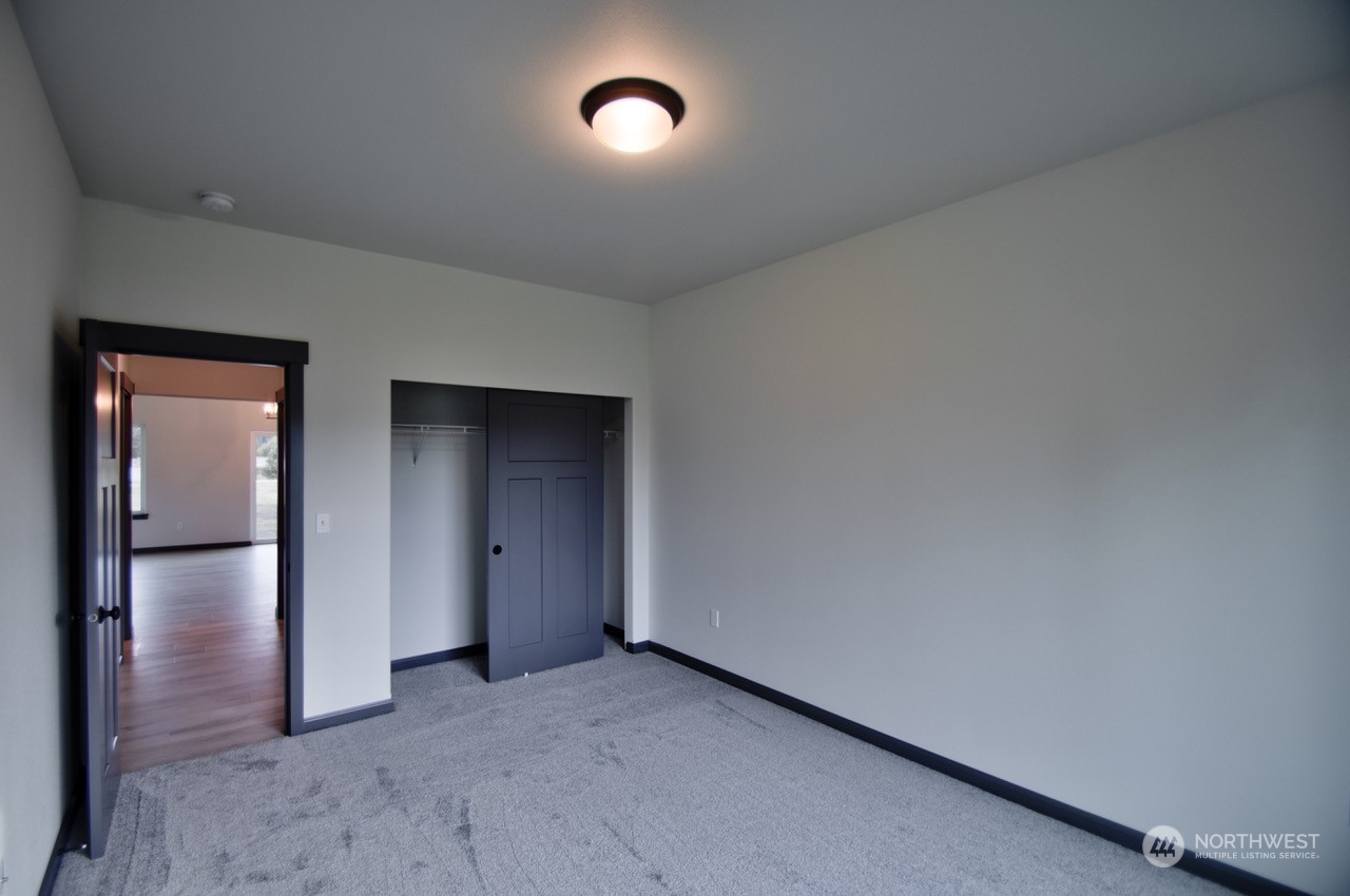 9232 179th Trail Southwest Rochester, WA 98579 - Photo 23 of 30
