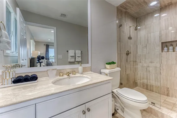 $32,995 | 616 1st Key Drive, Fort Lauderdale, FL 33304