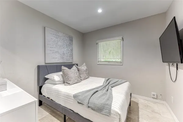 $32,995 | 616 1st Key Drive, Fort Lauderdale, FL 33304