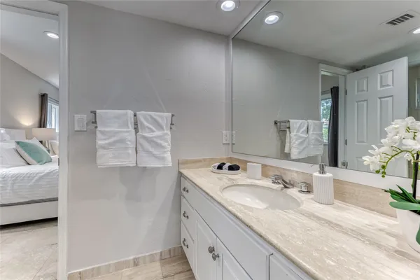 $32,995 | 616 1st Key Drive, Fort Lauderdale, FL 33304