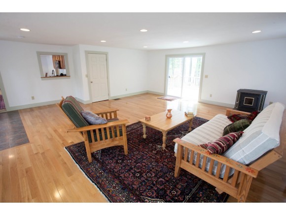 323 Grant Road Newmarket, NH 03857 - Photo 11 of 25