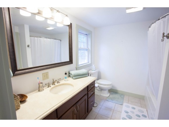 323 Grant Road Newmarket, NH 03857 - Photo 17 of 25