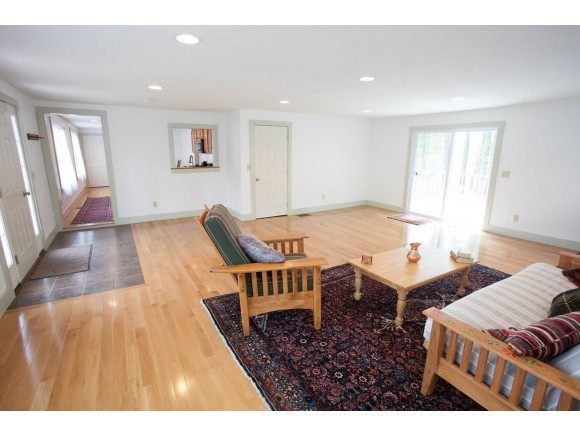 323 Grant Road Newmarket, NH 03857 - Photo 9 of 25