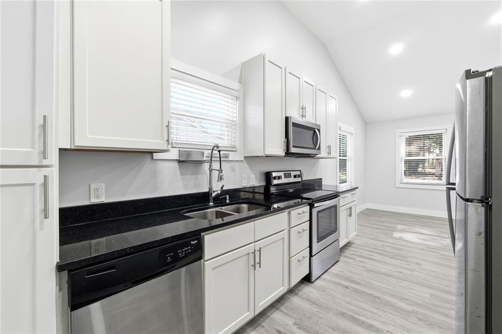 4154 B Brenda Drive Decatur, GA 30035 - Photo 12 of 25