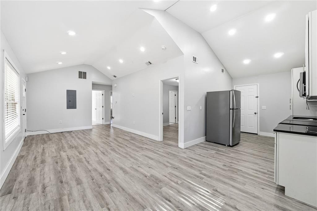 4154 B Brenda Drive Decatur, GA 30035 - Photo 8 of 25