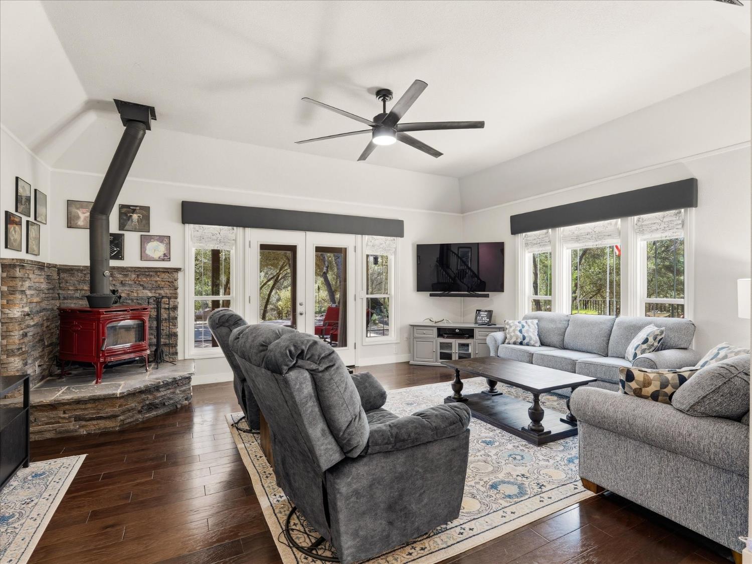 51951 Quail Ridge Road Oakhurst, CA 93644 - Photo 9 of 72 Gallery Image 9