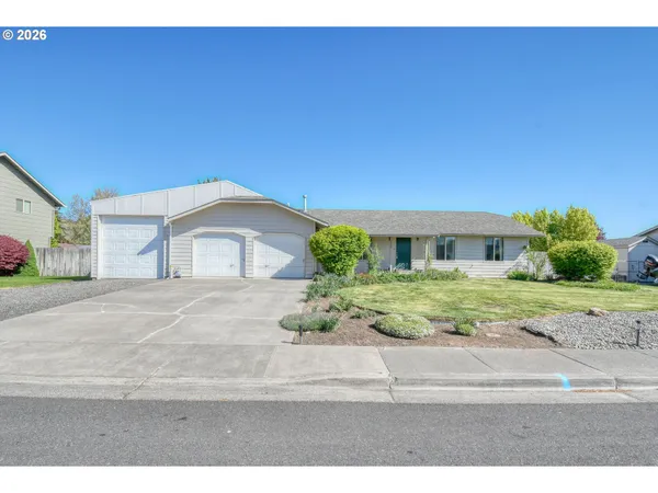 $349,900 | 4523 Southwest Perkins Avenue, Pendleton, OR 97801
