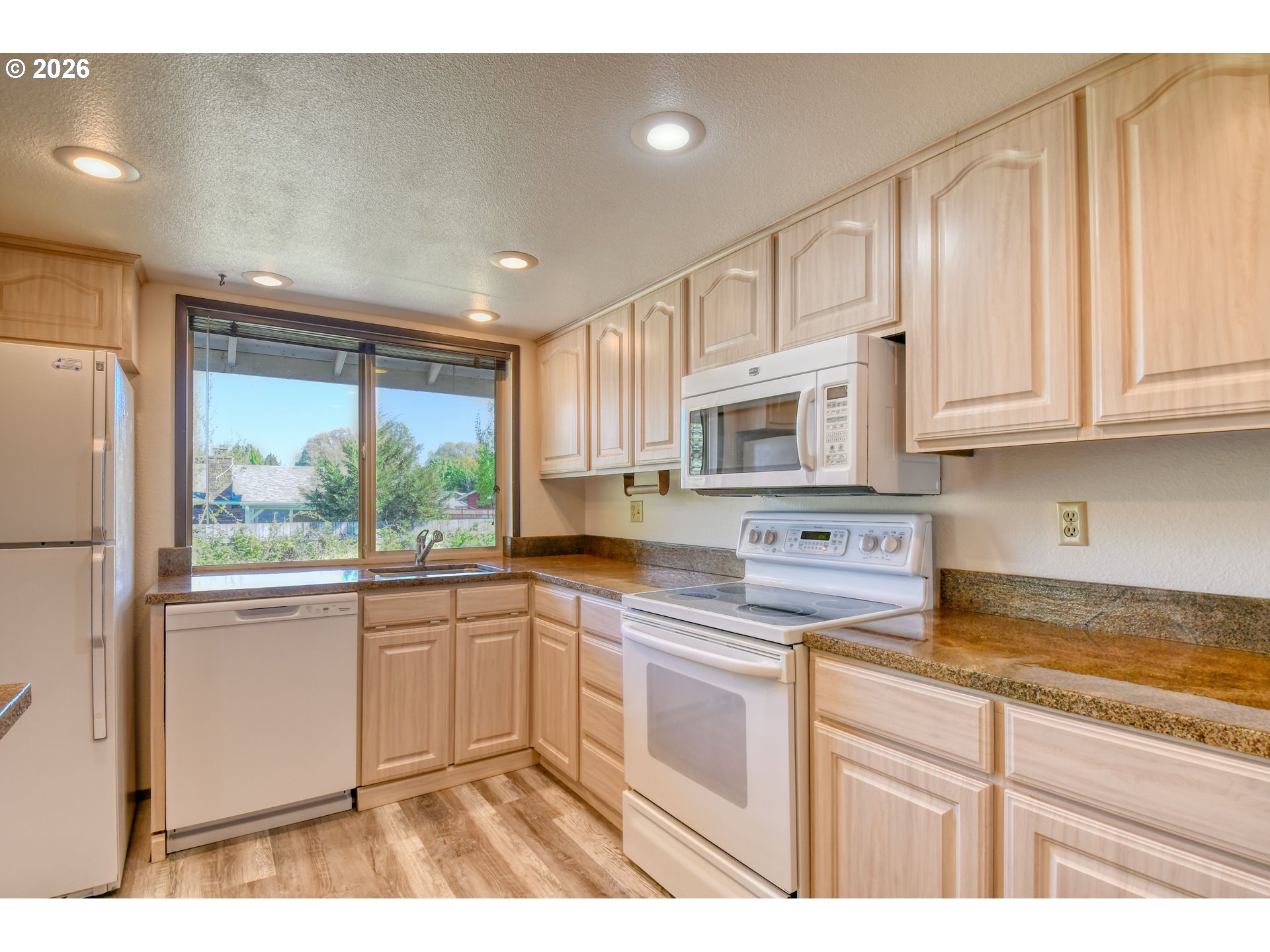 4523 Southwest Perkins Avenue Pendleton, OR 97801 - Photo 15 of 30