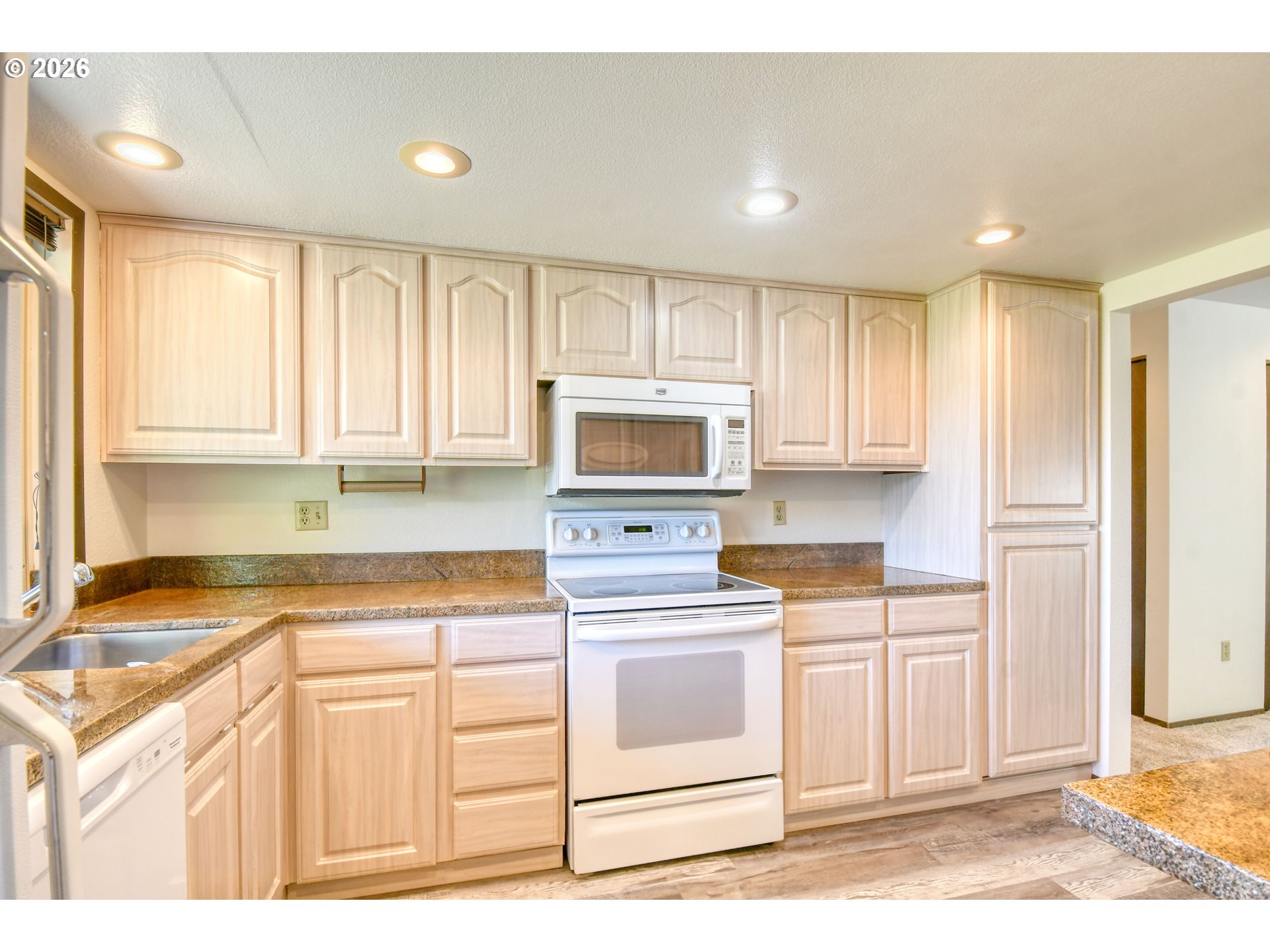 4523 Southwest Perkins Avenue Pendleton, OR 97801 - Photo 8 of 30