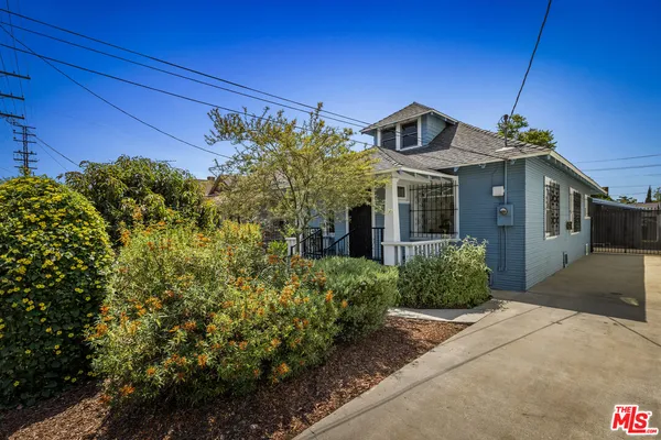 $675,000 | 430 East 30th Street, Los Angeles, CA 90011