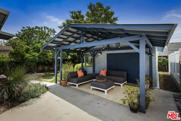 $675,000 | 430 East 30th Street, Los Angeles, CA 90011