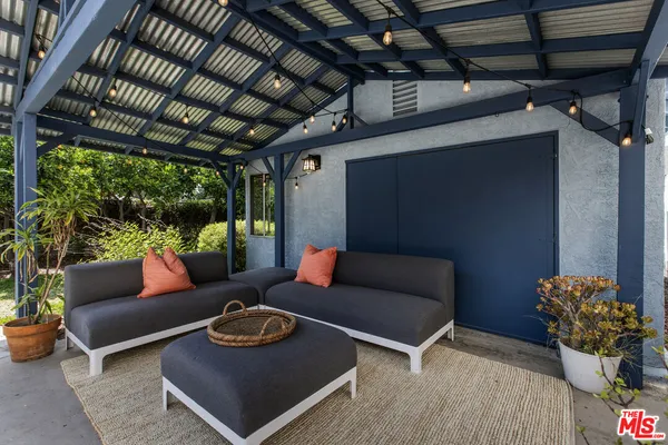 $675,000 | 430 East 30th Street, Los Angeles, CA 90011
