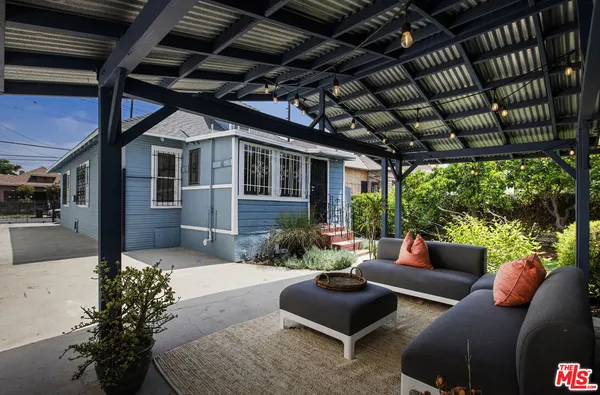 $675,000 | 430 East 30th Street, Los Angeles, CA 90011
