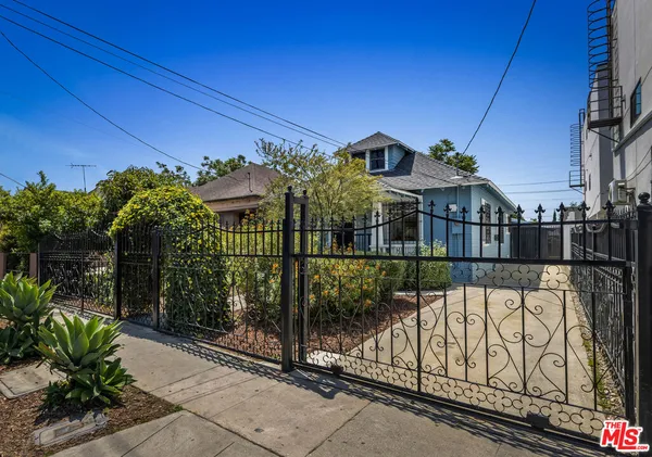 $675,000 | 430 East 30th Street, Los Angeles, CA 90011