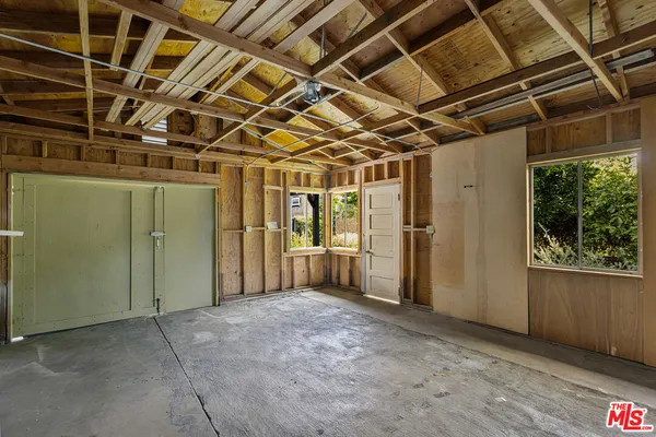 $675,000 | 430 East 30th Street, Los Angeles, CA 90011