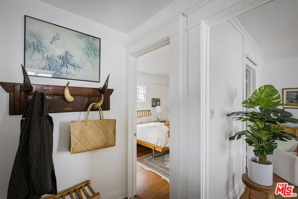 $675,000 | 430 East 30th Street, Los Angeles, CA 90011