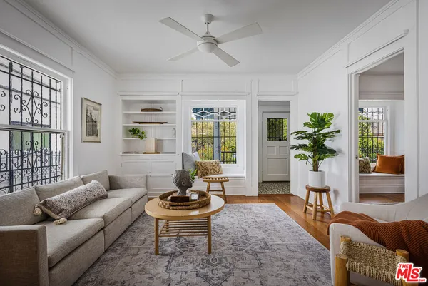 $675,000 | 430 East 30th Street, Los Angeles, CA 90011