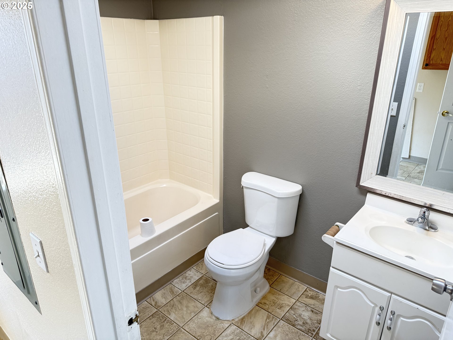1949 Southeast Palmquist Road, Unit 51 Gresham, OR 97080 - Photo 12 of 15