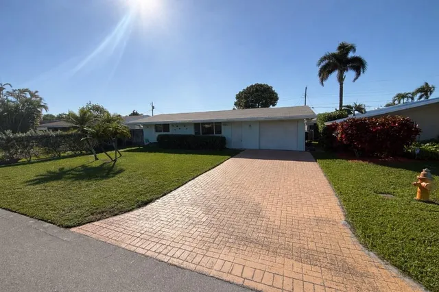 $415,000 | 7860 Northwest 12th Street, Pembroke Pines, FL 33024