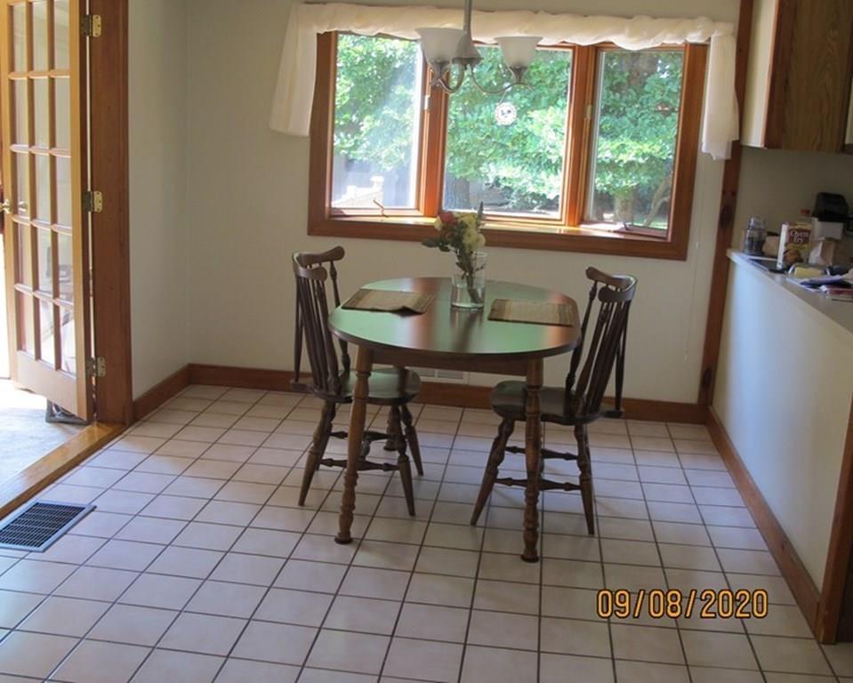 87 Pine Street Walpole, MA 02081 - Photo 11 of 37