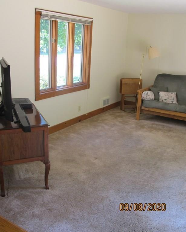 87 Pine Street Walpole, MA 02081 - Photo 15 of 37