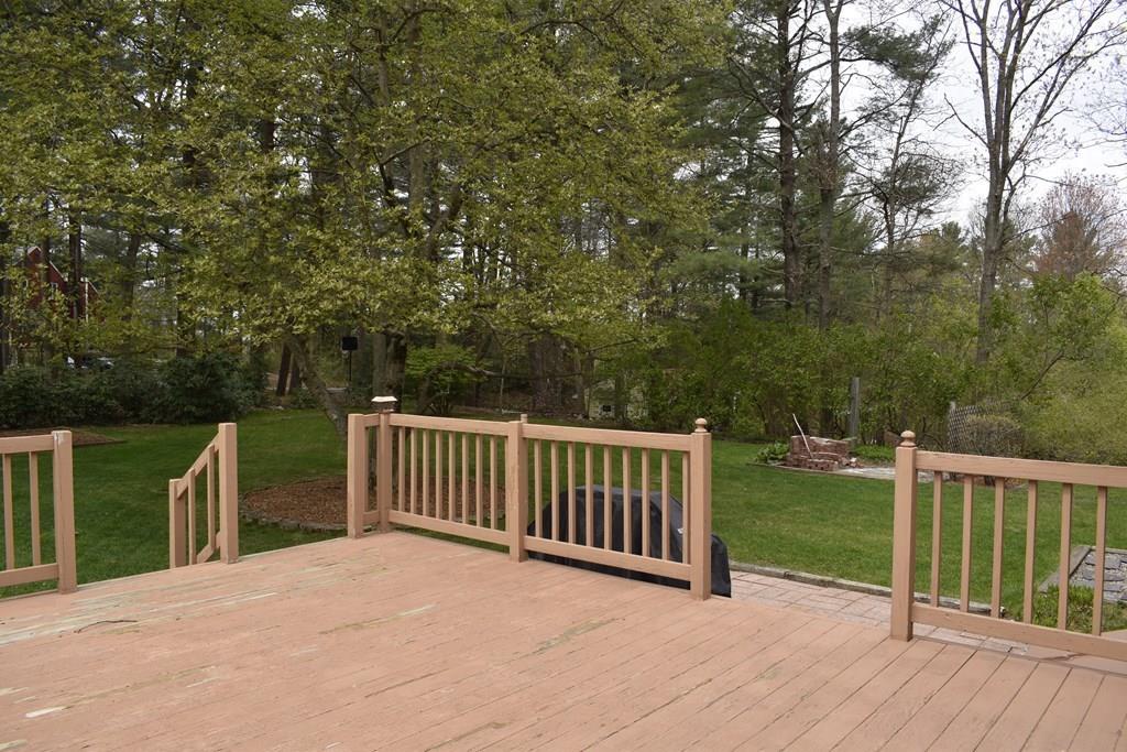 87 Pine Street Walpole, MA 02081 - Photo 6 of 37