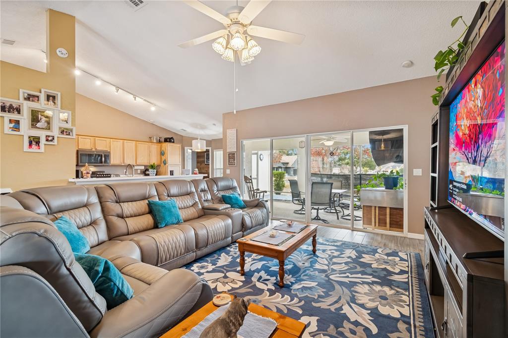 407 Montpelier Court Spring Hill, FL 34608 - Photo 12 of 83