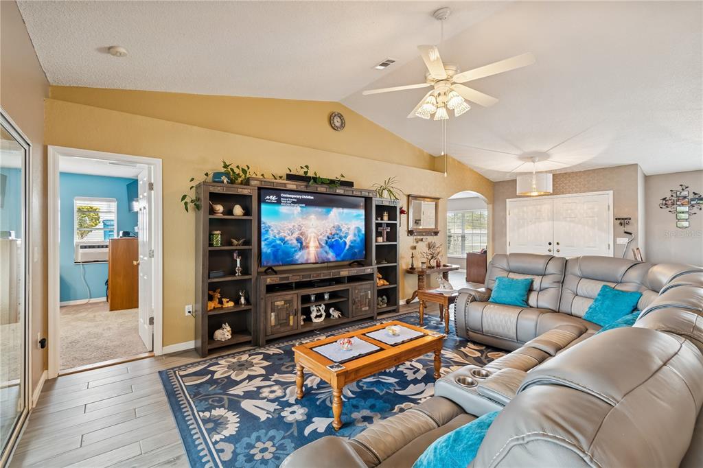 407 Montpelier Court Spring Hill, FL 34608 - Photo 14 of 83