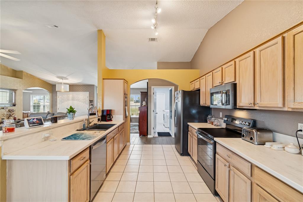 407 Montpelier Court Spring Hill, FL 34608 - Photo 19 of 83