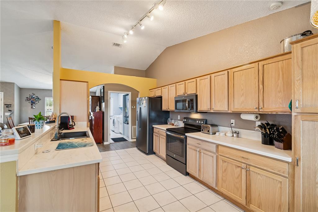 407 Montpelier Court Spring Hill, FL 34608 - Photo 25 of 83