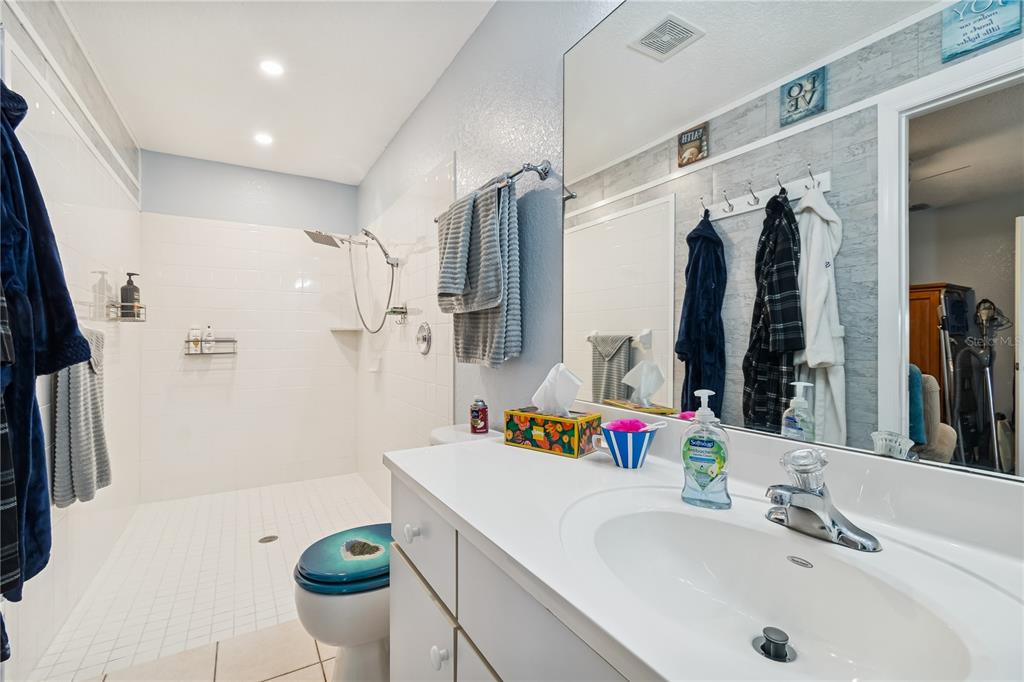 407 Montpelier Court Spring Hill, FL 34608 - Photo 37 of 83