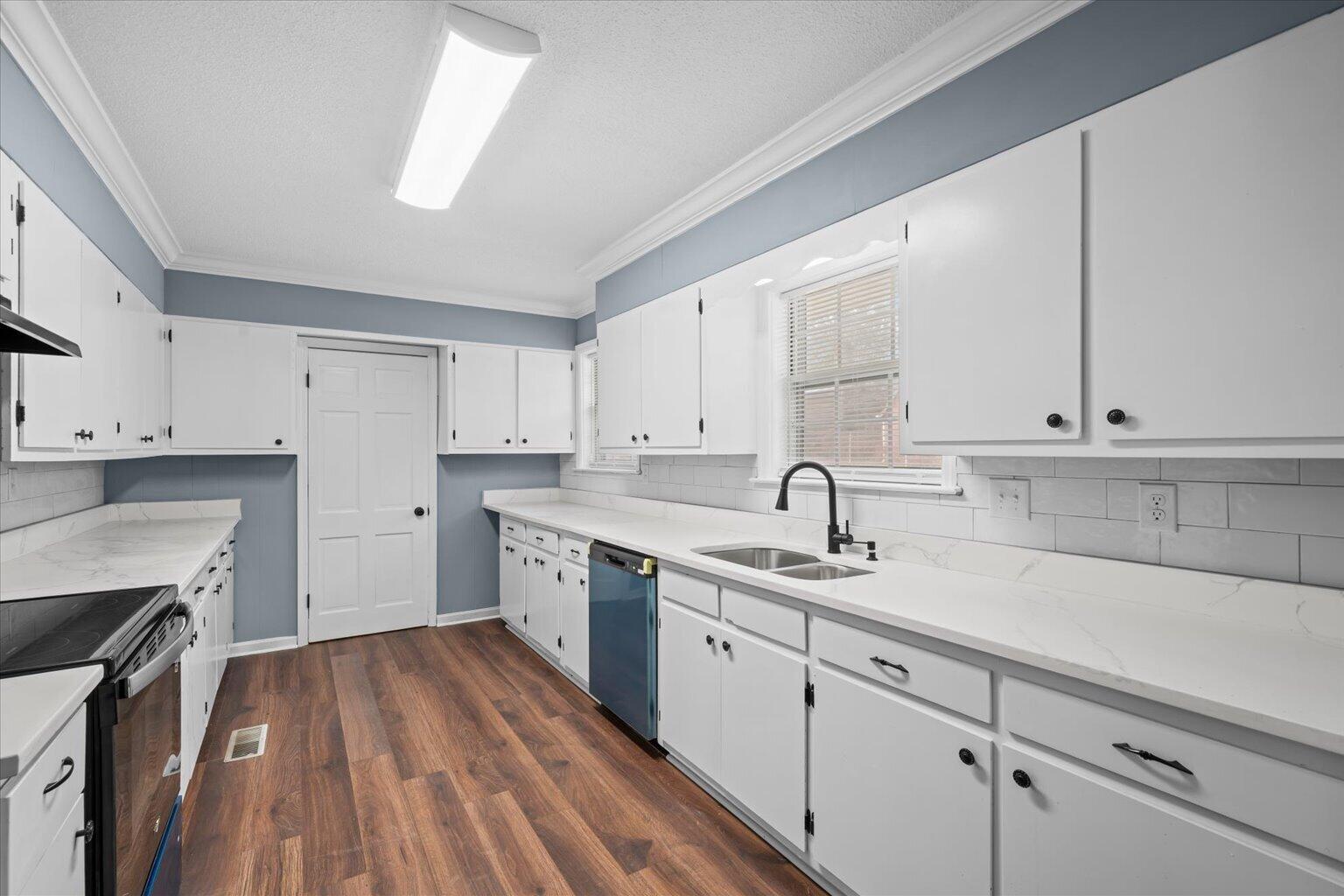 129 Lisa Lane Dalton, GA 30720 - Photo 15 of 42 23-DSC07733