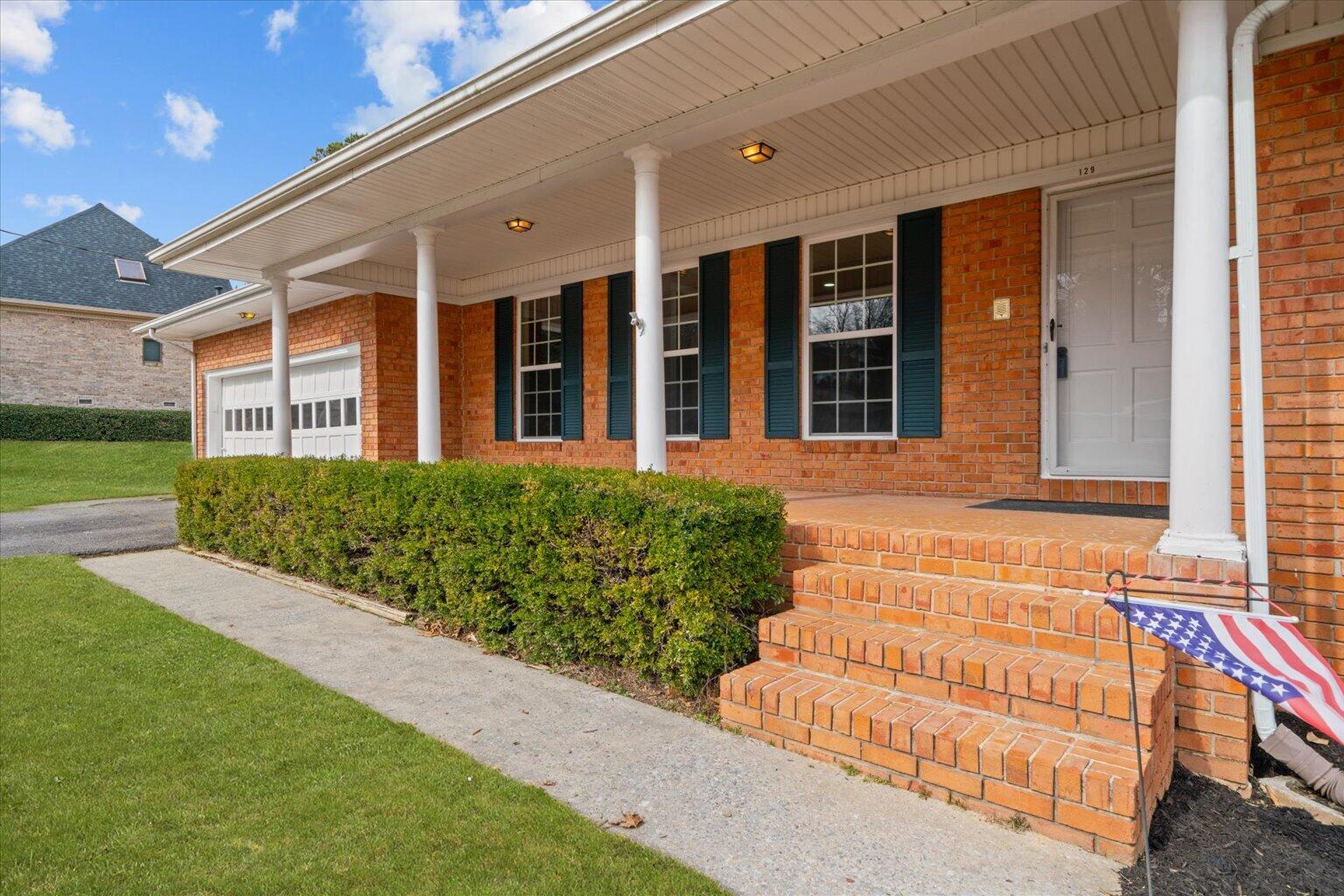 129 Lisa Lane Dalton, GA 30720 - Photo 3 of 42 06-06-DSC07587_1