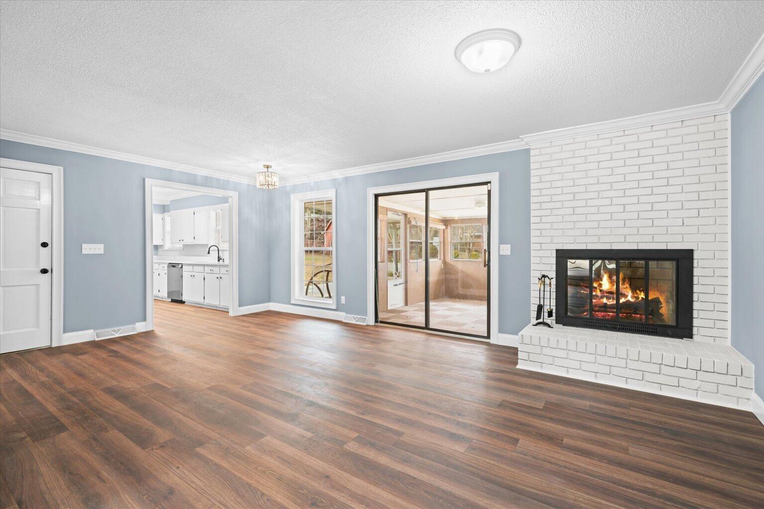 129 Lisa Lane Dalton, GA 30720 - Photo 9 of 42 19-DSC07703-1