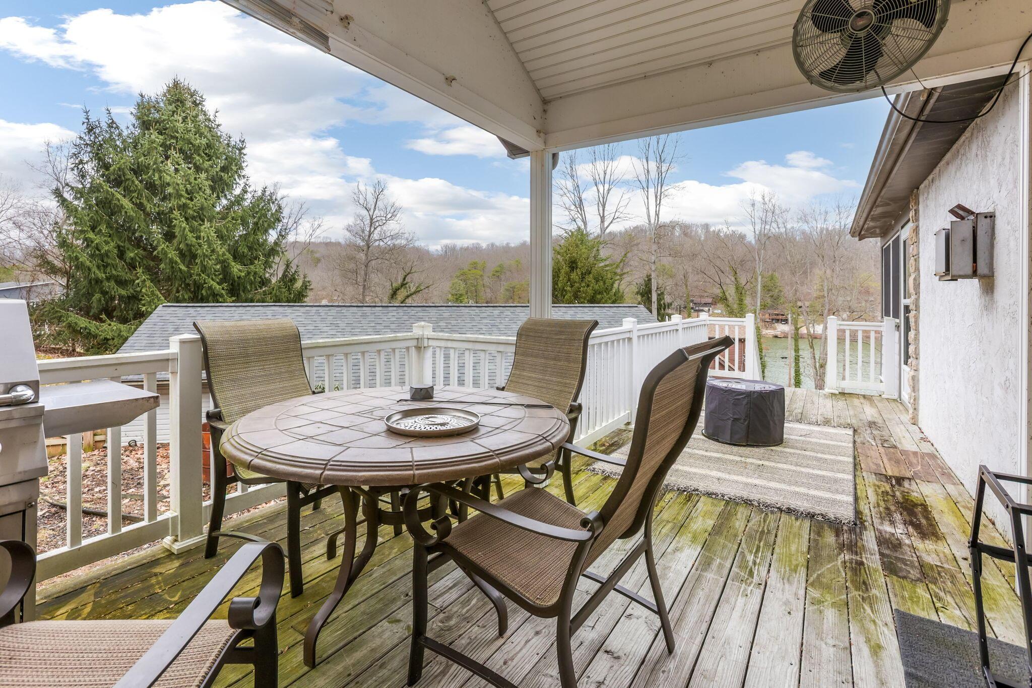 555 Ross Road Southeast Lancaster, OH 43130 - Photo 36 of 53 49-web-or-mls-LO5A9505