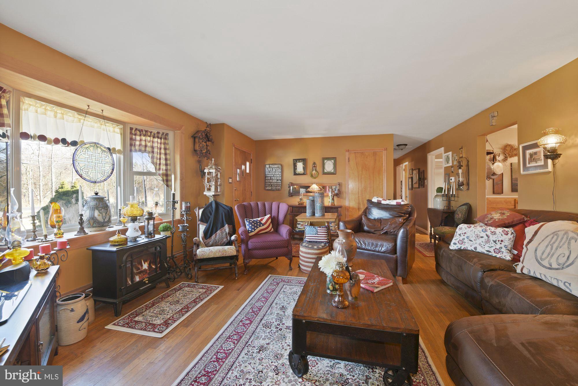 1503 Mt Holly Road Edgewater Park, NJ 08010 - Photo 8 of 28 Gallery Image 8