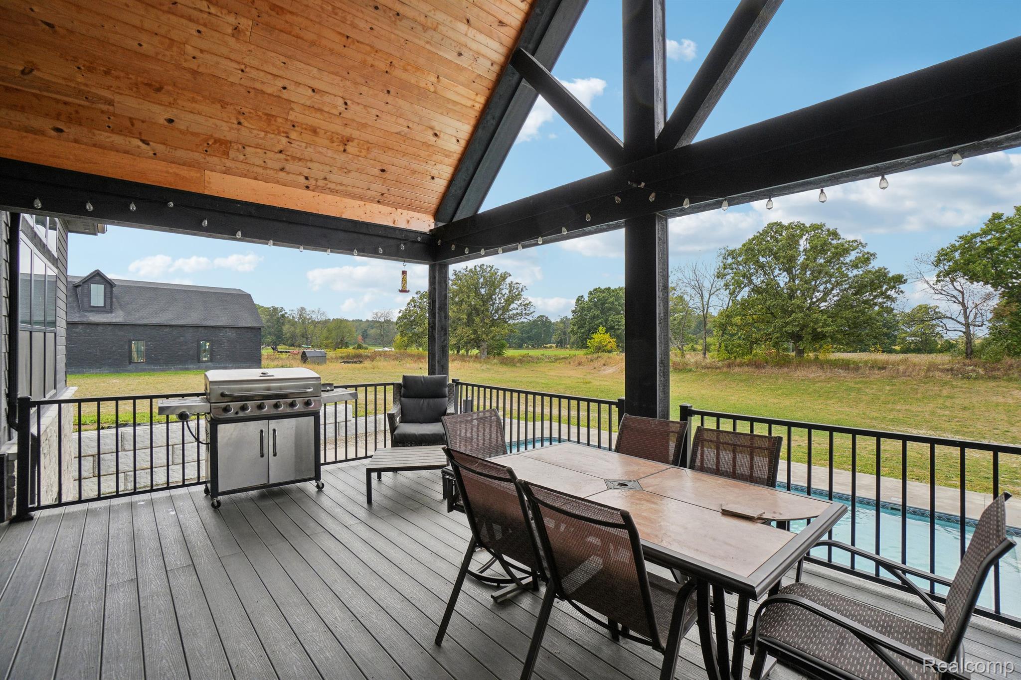 5911 Hartland Road Fenton, MI 48430 - Photo 36 of 45 Gallery Image 36