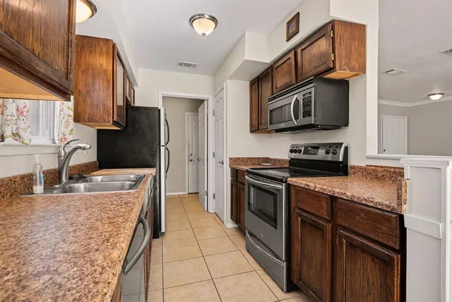 $400,000 | 431 Malden Drive, Richardson, TX 75080