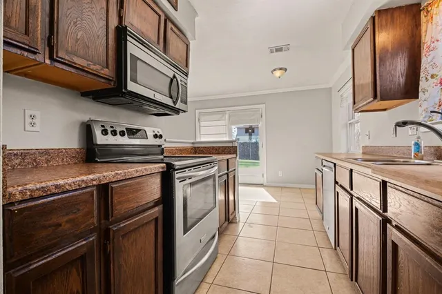 $400,000 | 431 Malden Drive, Richardson, TX 75080