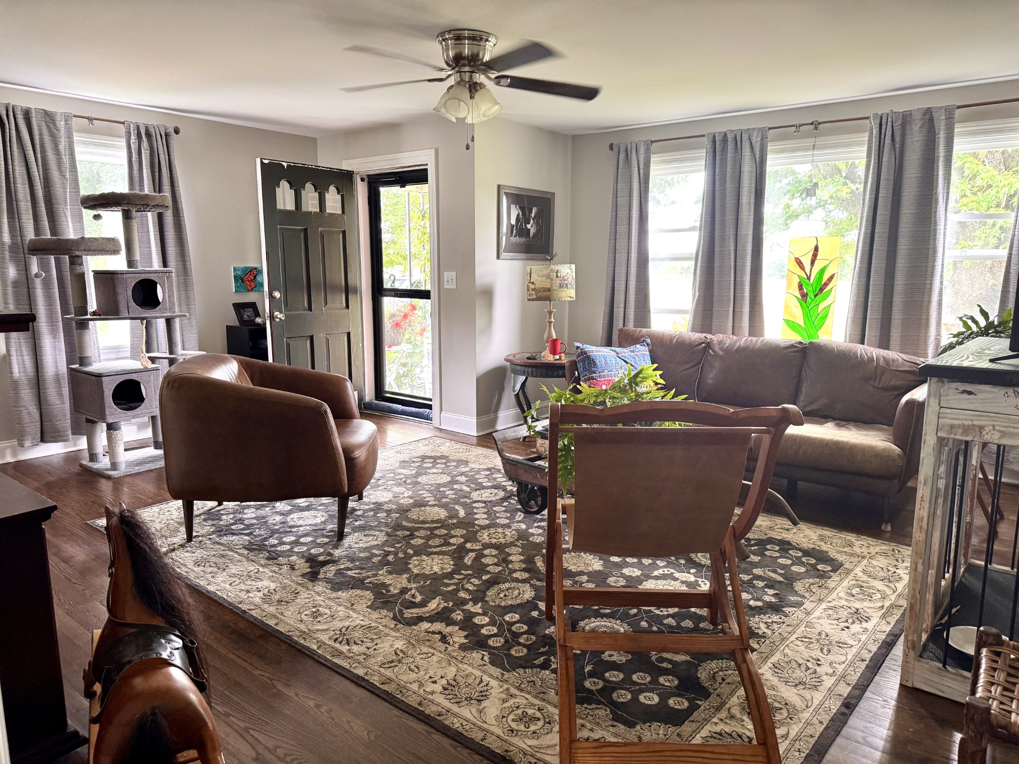 326 Jackson Road Portland, TN 37148 - Photo 12 of 34 a living room with furniture and a large window
